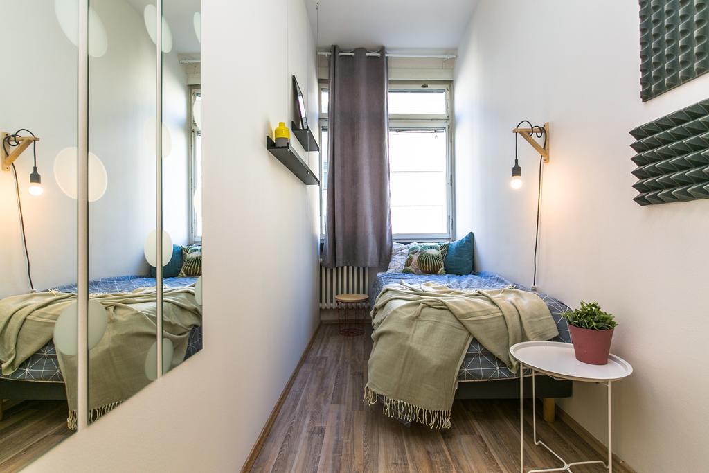 Apartments Ve Smeckach 27 Прага Екстер'єр фото