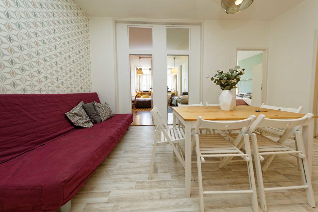 Apartments Ve Smeckach 27 Прага Екстер'єр фото