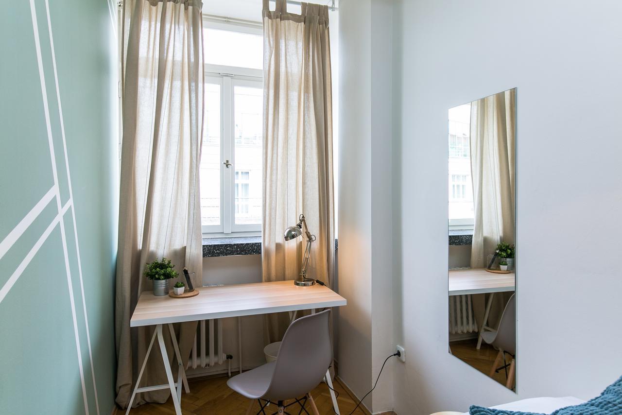 Apartments Ve Smeckach 27 Прага Екстер'єр фото